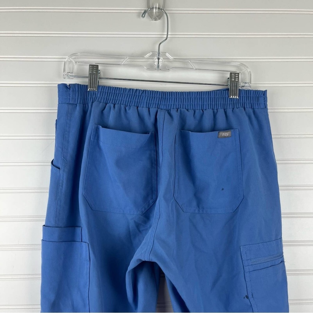 Figs Yola Skinny Tapered Leg Scrub Pant in Ceil Blue Size Small TALL - Picture 9 of 16